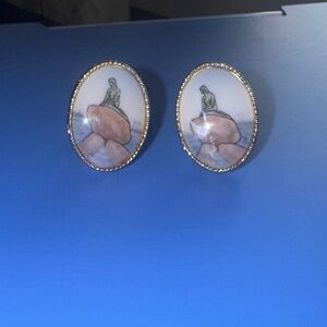 Elegant Gold and Blue Cameo cufflings